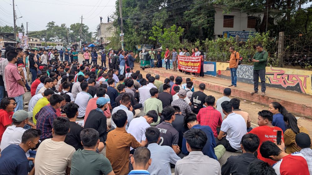 অপহৃত চবি শিক্ষার্থীদের মুক্তির দাবিতে রাঙ্গামাটিতে বিক্ষোভ